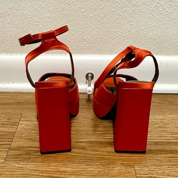 ZARA round toe Block Heels Platform orange Sandals