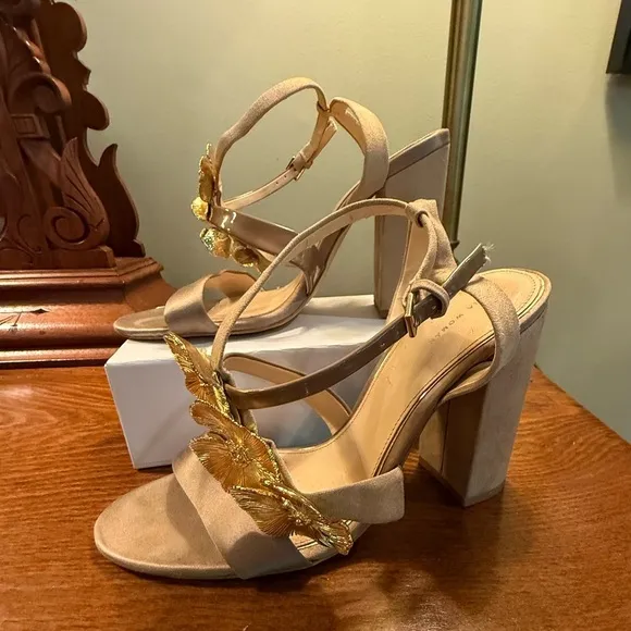Zara Tan Satin/Suede Gold Orchid Sandals w/ 4” Block Heel Size 38/8 MSRP $198