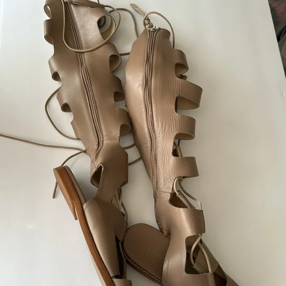 ZARA TAUPE LEATHER GLADIATOR ROMAN SANDALS size 37