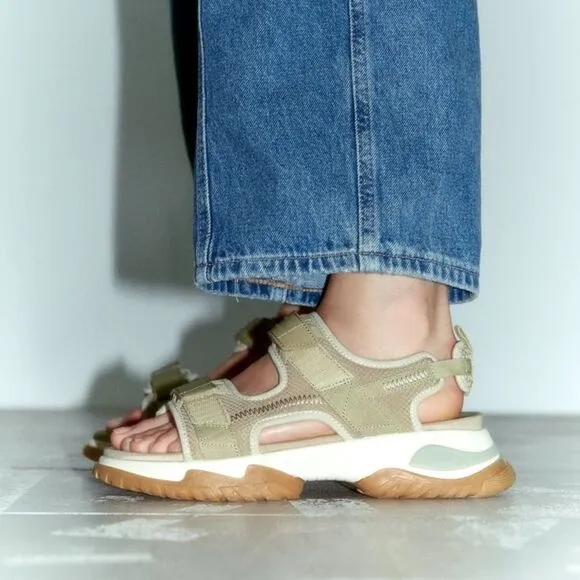 ZARA SPORT SANDALS